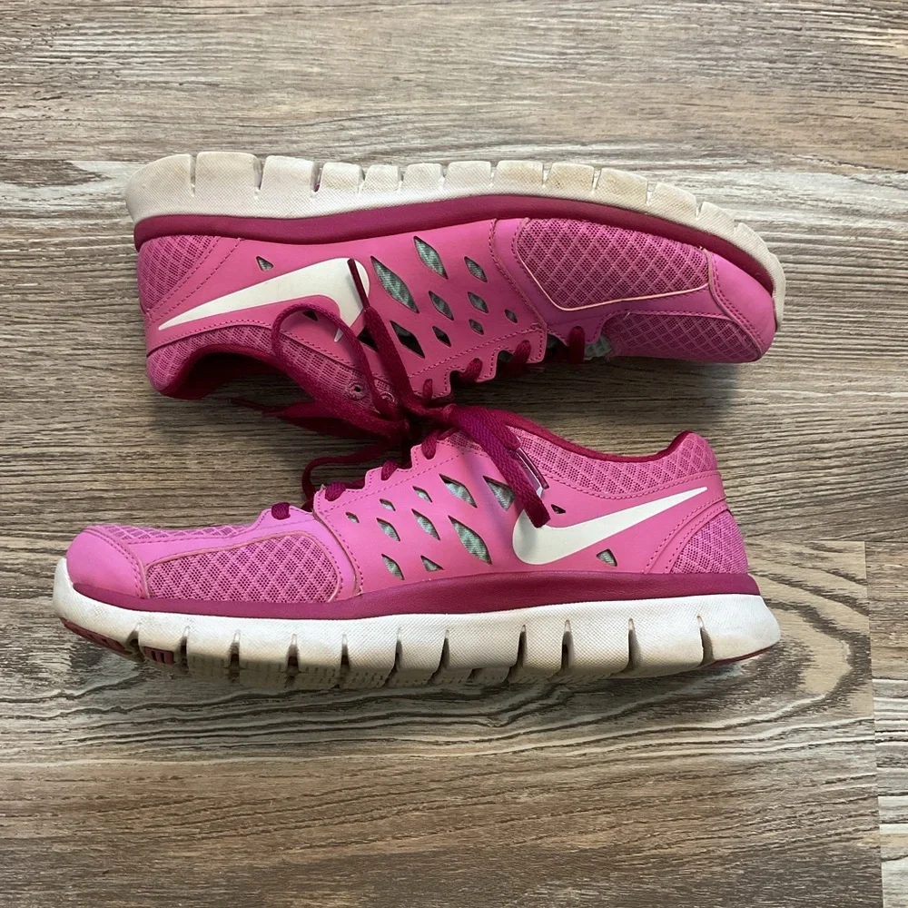 NIKE Pink Athleisure Sneakers 10